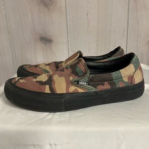 VANS camouflage slip on SHOES EUC